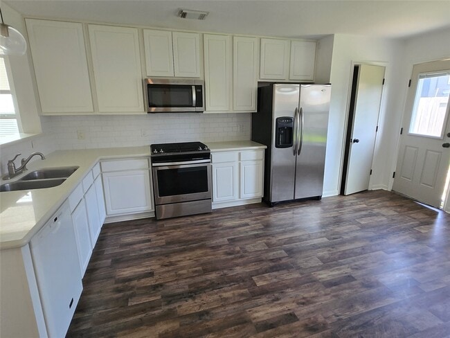 Building Photo - 2638 Skyview Ridge Ct