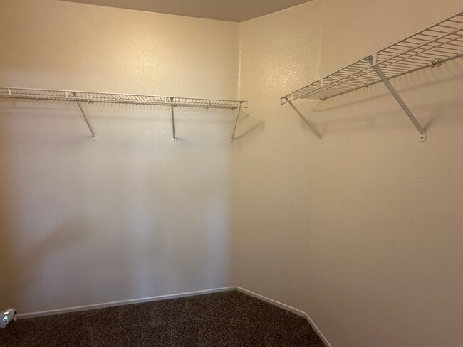 Building Photo - Brentwood Community- Centrally Located- 3 ...
