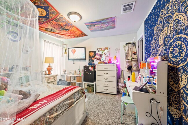 Building Photo - 205 Cane Run Ct