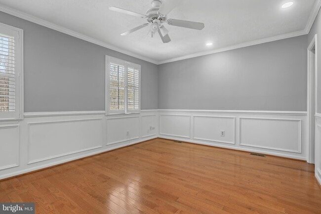 Building Photo - 2828 Beckon Dr