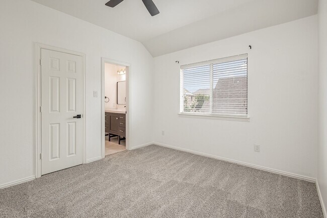 Building Photo - 4608 Temecula Creek Trail