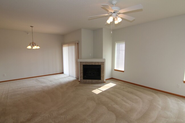 Building Photo - 4385 Berkeley Ln