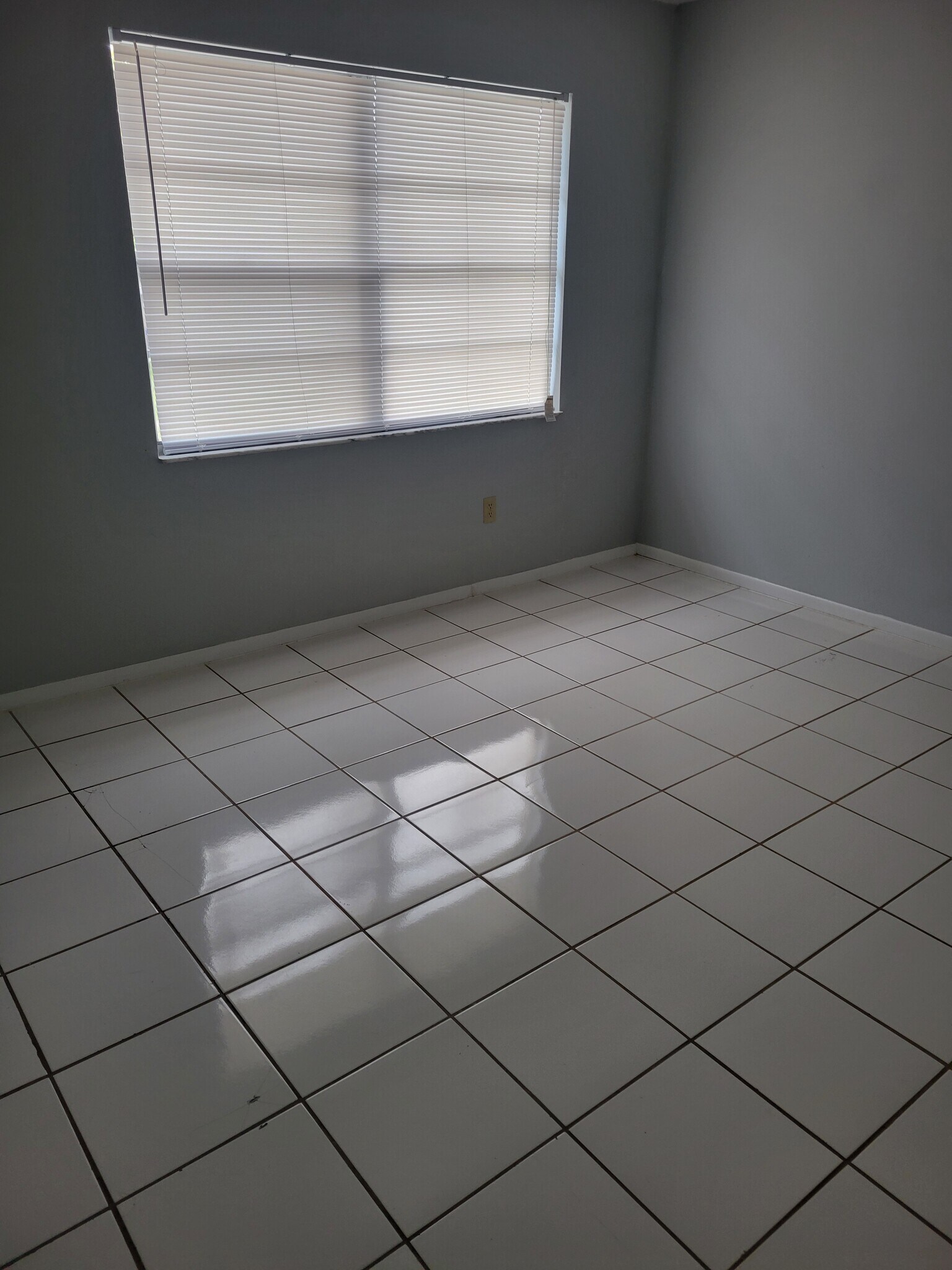 Building Photo - 14021 Village Terrace Dr