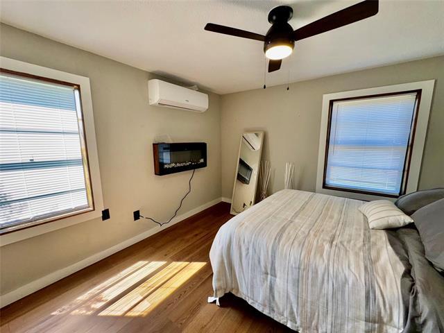 Building Photo - 319 Lowe St