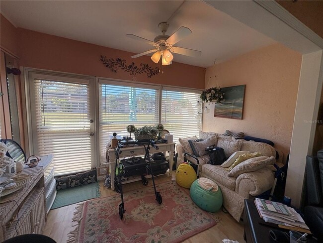 Building Photo - 1606 Flint Dr W