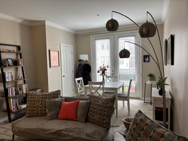 Building Photo - 1000 Providence Pl