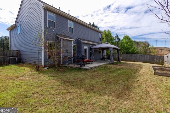 Building Photo - 7999 Dawson Ln