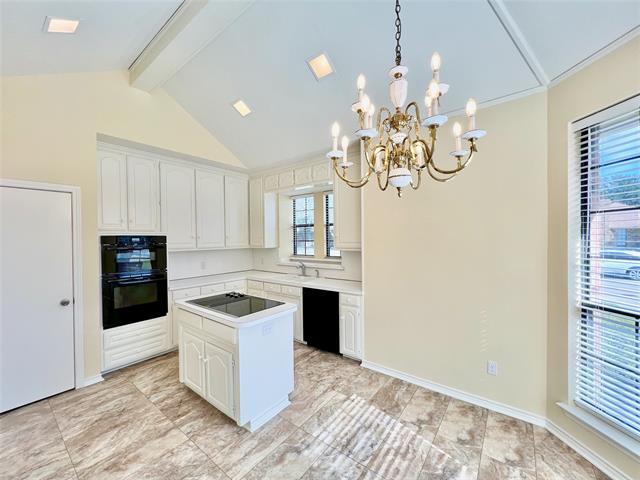 Building Photo - 2203 Promontory Point