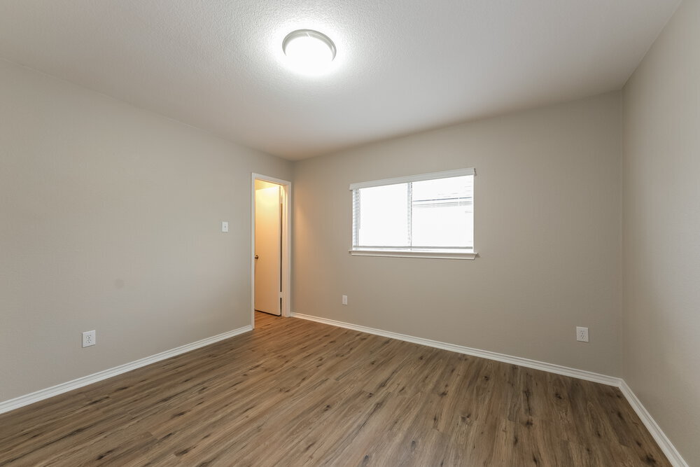 Building Photo - 2016 Continental Pass