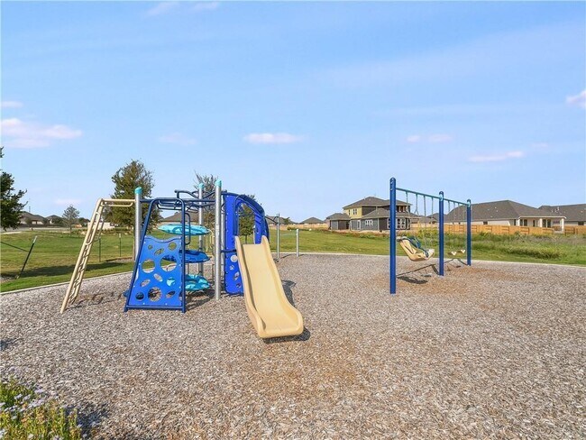 Building Photo - 123 Plumbago Loop