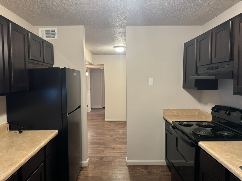 Interior Photo - Pine Tree Apartments