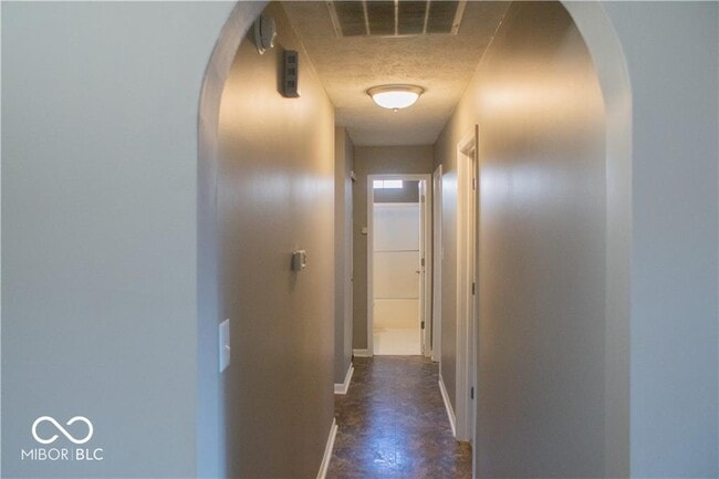 Building Photo - 12403 E 75th St