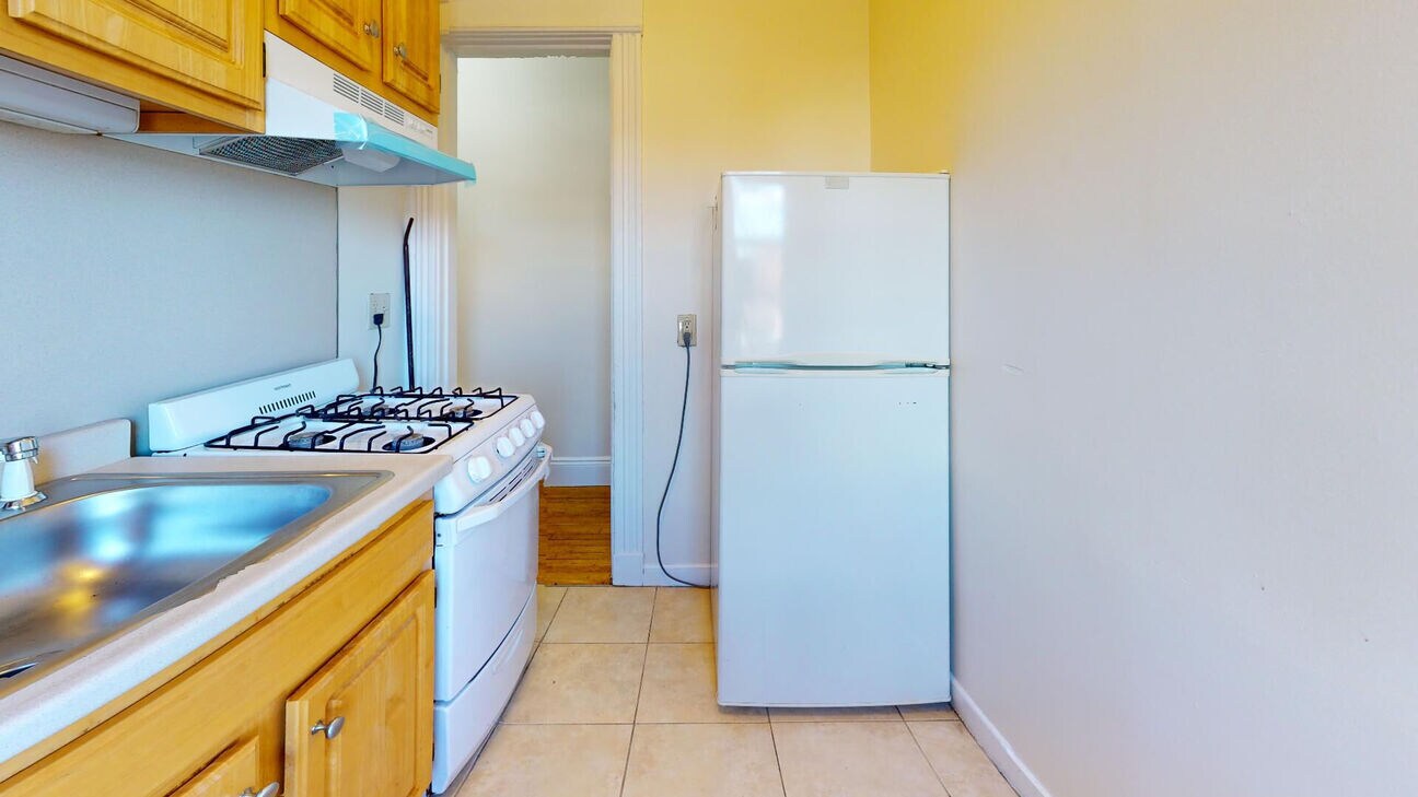 Building Photo - 1188 Commonwealth Ave