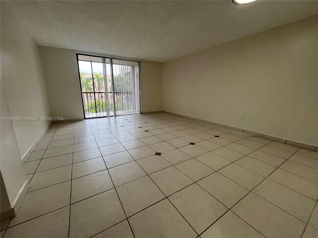 Building Photo - 8540 SW 133rd Avenue Rd