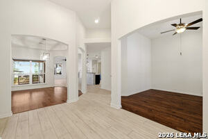 Building Photo - 1615 Lookout Point