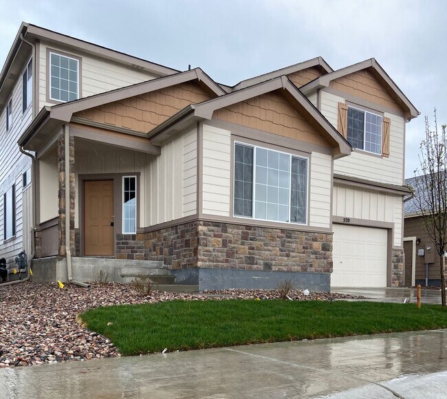 Building Photo - 570 Lapis Pl