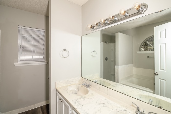 Building Photo - 17 Yorkton Ct