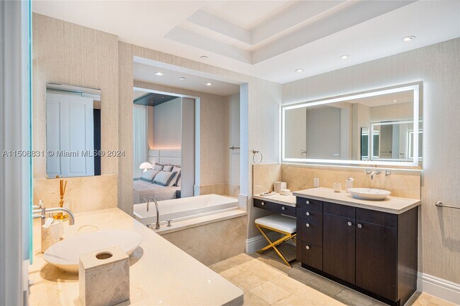 Building Photo - 10295 Collins 1509