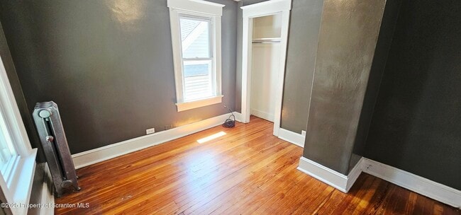 Building Photo - 1323 Olive St
