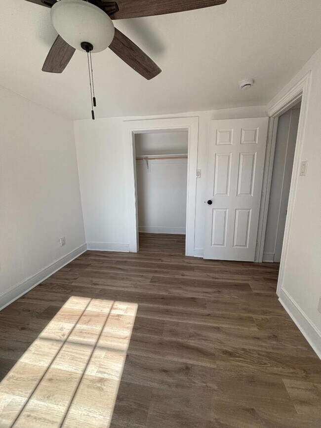 Building Photo - 1301 S Scullin Ave