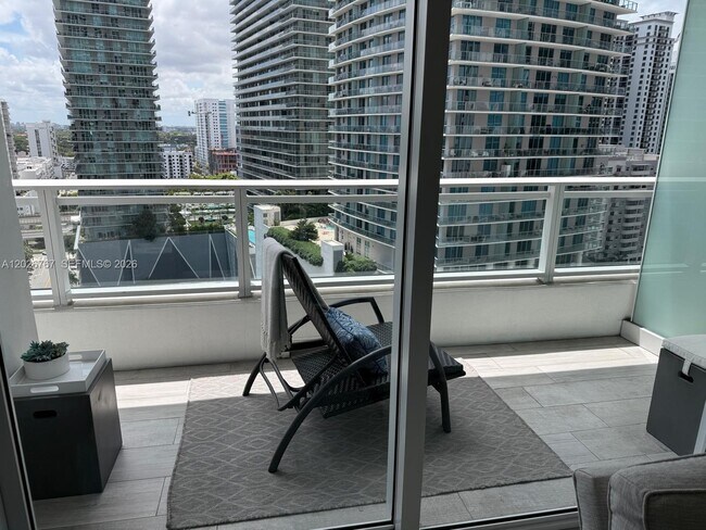 Building Photo - 1080 Brickell Ave