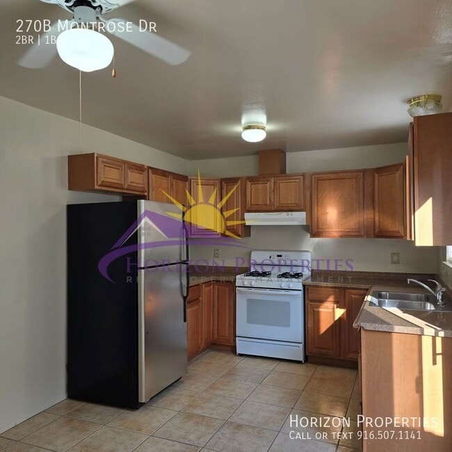 Building Photo - 270 Montrose Dr