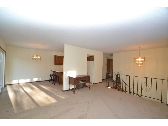 main level kitchen and living - 4201 Bridgewood Terrace