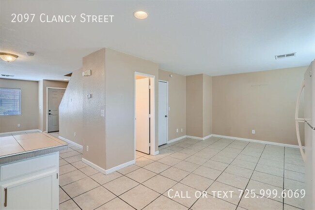 Building Photo - Charming Wexford Village Home: Open Layout...