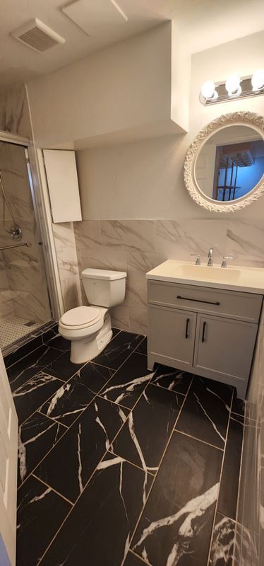 Building Photo - 4236 S Tempe Ct