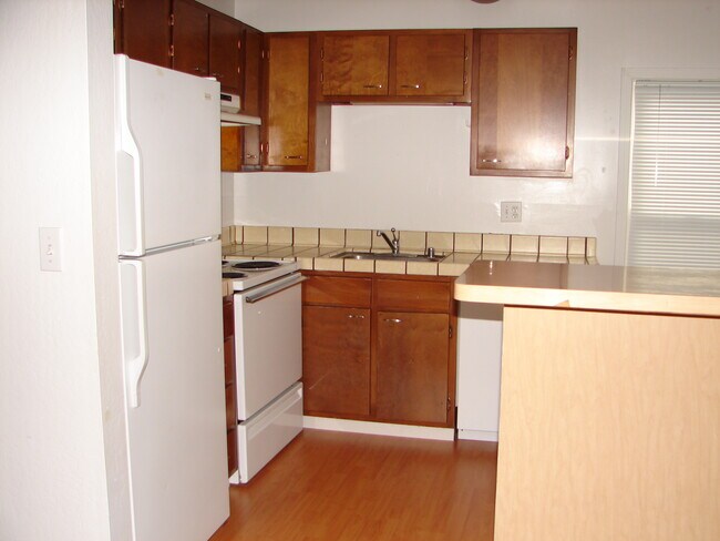 Kitchen - 2062 19th Ave