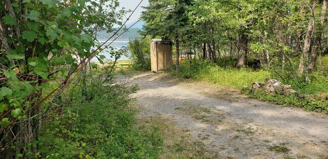 Building Photo - 515 Parkway Dr.  - Whitefish Four Bedroom ...