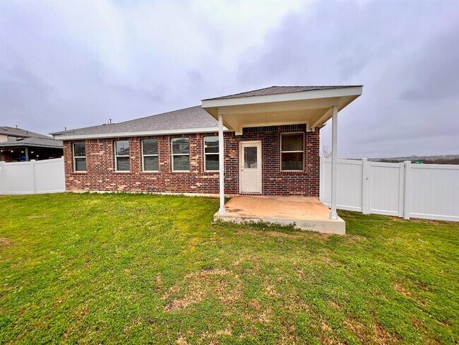 Building Photo - 5717 Lehman Way