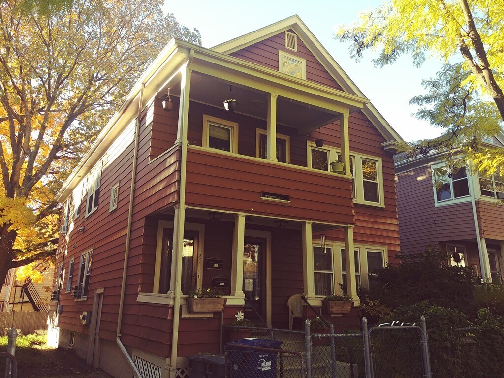 Building Photo - 23 Priesing St