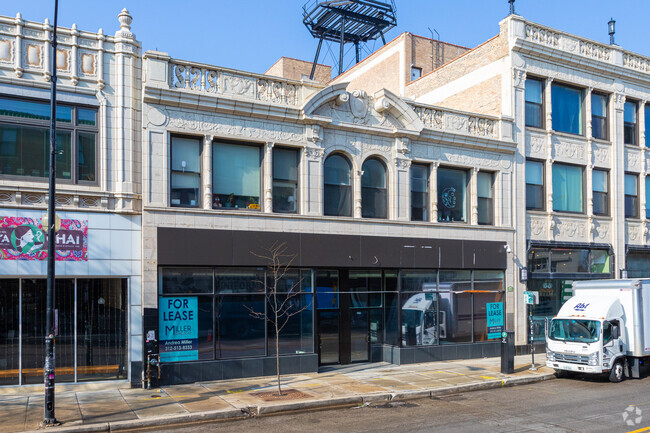 Building Photo - 2764-2778 Milwaukee