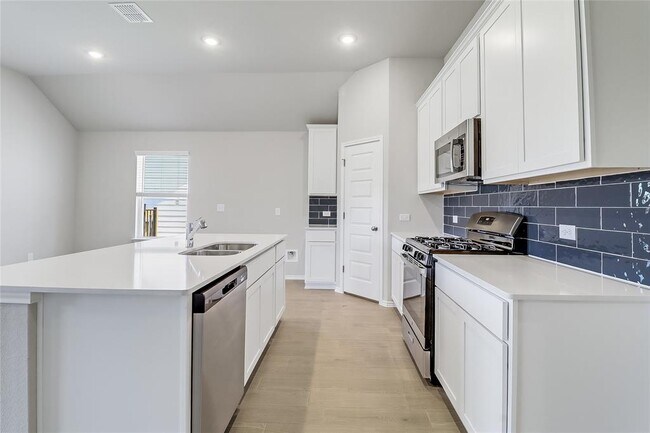 Building Photo - 5021 Sea Salt Dr