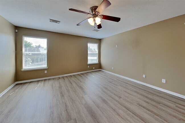 Building Photo - 2807 Burgess Hill Ct