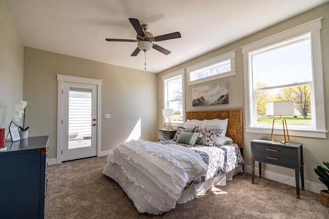 Building Photo - Brand new home in Star Idaho's premier walking community!