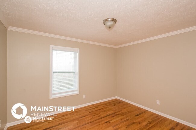 Building Photo - 5221 Island Dr