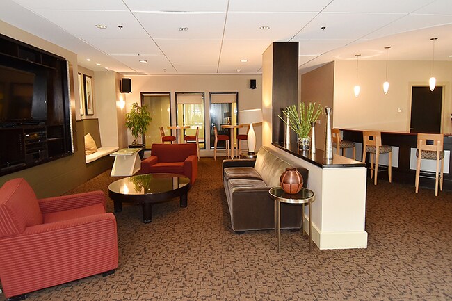 Building Photo - 800 4th St SW