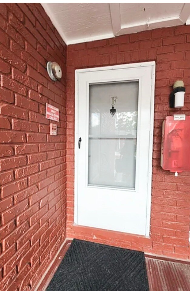 Building Photo - 8211 12th Way N