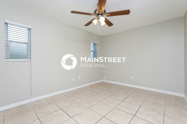 Building Photo - 3 Bedroom Pet-Friendly Home in ORLANDO, FL...