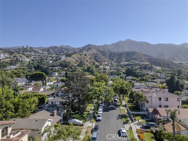 Building Photo - 1039 E Santa Anita Ave