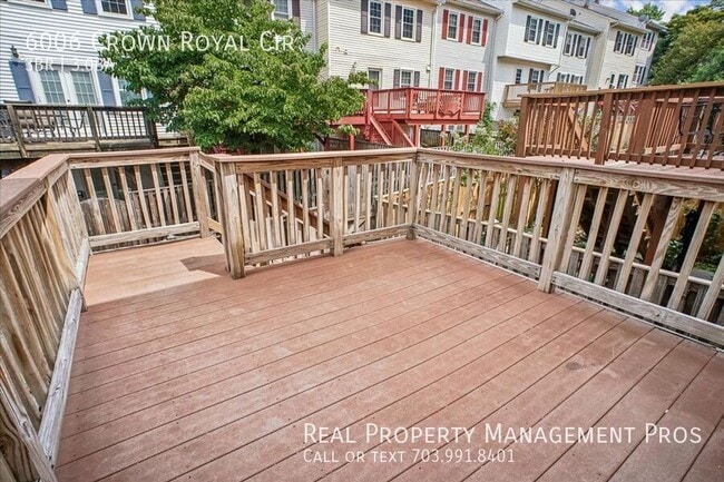 Building Photo - 6006 Crown Royal Cir