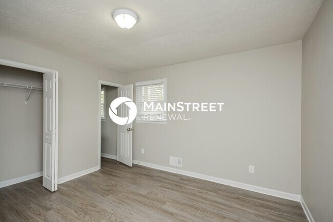 Building Photo - 3 Bedroom Pet-Friendly Home in Conyers, GA with Main Street Renewal