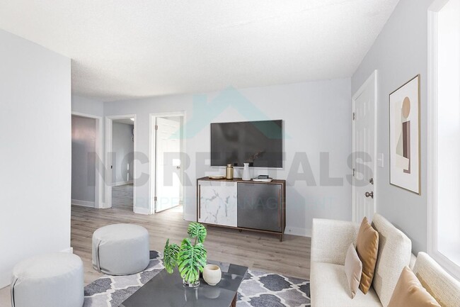 Building Photo - Newly Renovated Gem 2-Bedroom, 1-Bathroom ...