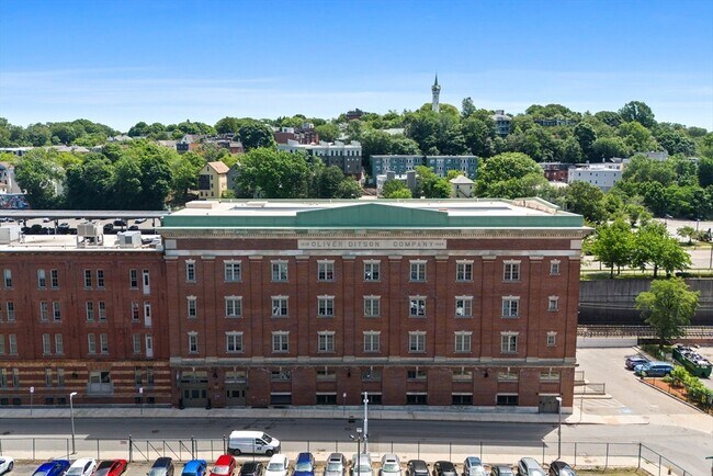 Building Photo - 166 Terrace St