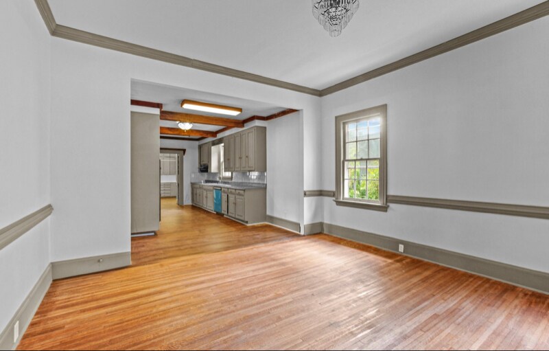 Building Photo - 620 Falls Rd