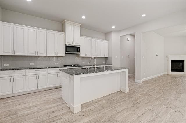 Building Photo - 4549 El Paso Dr