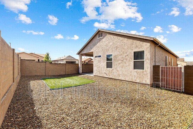 Building Photo - 6041 Livingston Loop