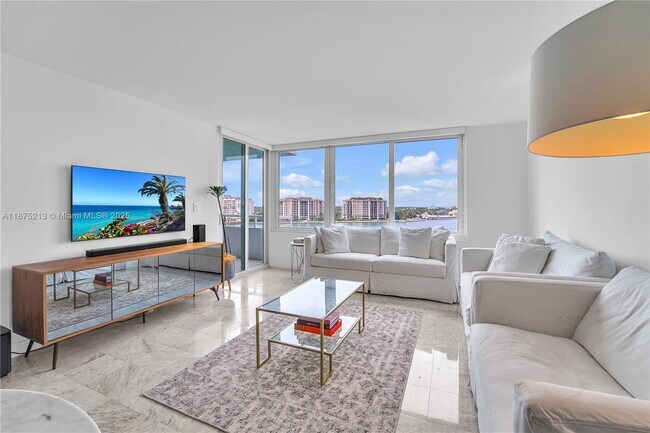 Building Photo - 400 South Pointe Dr